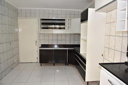 Casa para alugar com 100m², 2 quartos e 2 vagas Casa para alugar com 100m², 2 quartos e 2 vagasFoto 06