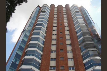Apartamento à venda com 180m², 3 quartos e 4 vagas