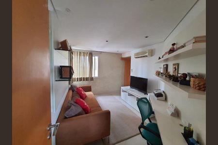 Apartamento à venda com 180m², 3 quartos e 4 vagas