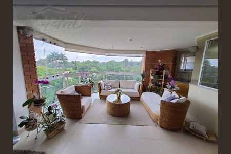 Apartamento à venda com 180m², 3 quartos e 4 vagas