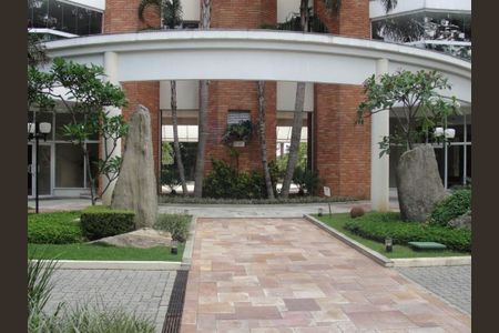 Apartamento à venda com 180m², 3 quartos e 4 vagas