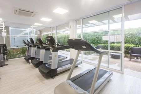 Apartamento à venda com 222m², 4 quartos e 4 vagas Apartamento à venda com 222m², 4 quartos e 4 vagasÁrea comum