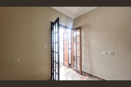 Casa à venda com 81m², 2 quartos e 1 vagaSuíte