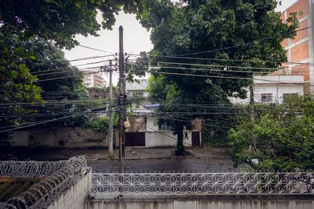 Casa à venda com 314m², 4 quartos e 4 vagas Casa à venda com 314m², 4 quartos e 4 vagasQuarto 1 Vista