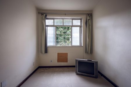 Casa à venda com 314m², 4 quartos e 4 vagas Casa à venda com 314m², 4 quartos e 4 vagasQuarto 2