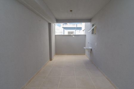 Apartamento à venda com 75m², 2 quartos e 1 vagaÁrea de Serviço