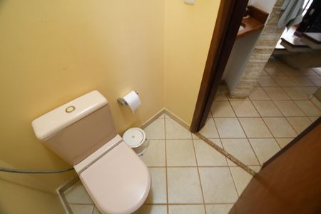 Casa à venda com 292m², 4 quartos e 1 vagaLavabo