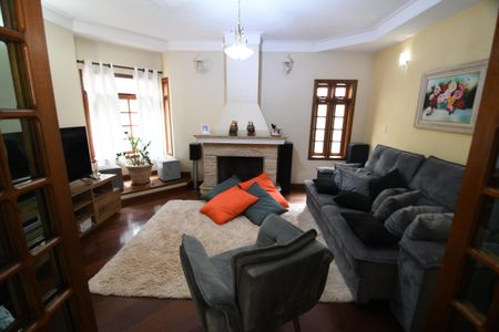 Casa à venda com 292m², 4 quartos e 1 vagaSala 2