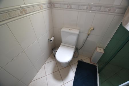 Casa à venda com 292m², 4 quartos e 1 vagaBanheiro da Suíte 4