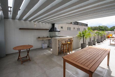 Apartamento à venda com 31m², 1 quarto e 1 vaga Apartamento à venda com 31m², 1 quarto e 1 vagaÁrea comum - Churrasqueira