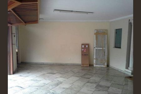 Casa à venda com 266m², 3 quartos e 3 vagas