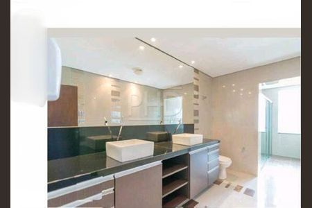 Casa à venda com 492m², 4 quartos e 10 vagas