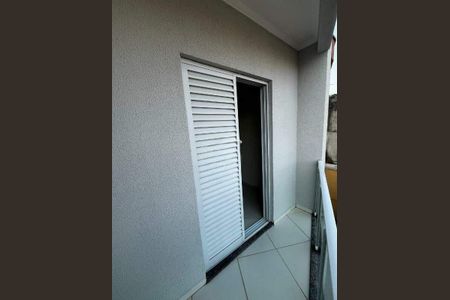 Casa à venda com 90m², 2 quartos e 1 vaga