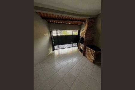 Casa à venda com 90m², 2 quartos e 1 vaga