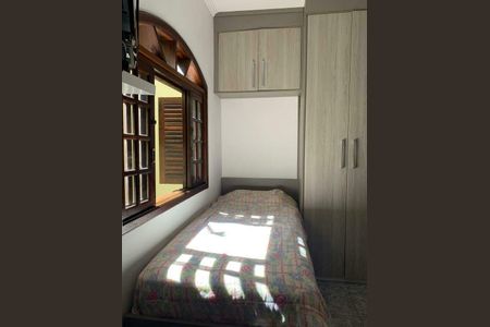 Casa à venda com 164m², 4 quartos e 2 vagas