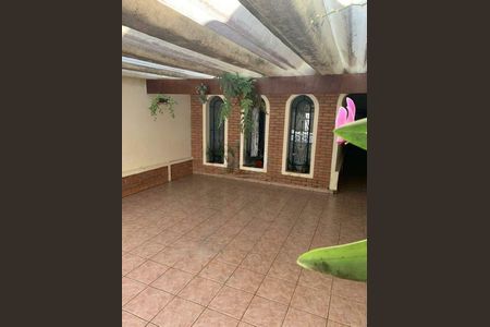 Casa à venda com 164m², 4 quartos e 2 vagas