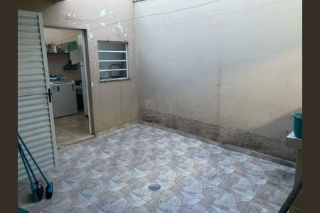 Casa à venda com 128m², 2 quartos e 1 vaga