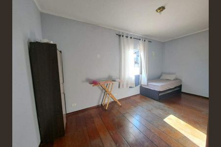 Casa à venda com 208m², 3 quartos e 4 vagas