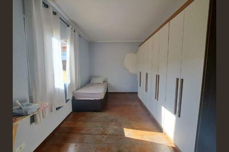 Casa à venda com 208m², 3 quartos e 4 vagas