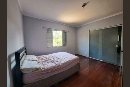 Casa à venda com 208m², 3 quartos e 4 vagas