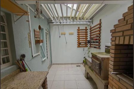 Casa à venda com 235m², 6 quartos e 3 vagas