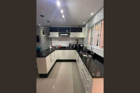Casa à venda com 130m², 3 quartos e 2 vagas