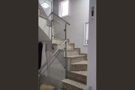 Casa à venda com 269m², 4 quartos e 3 vagas