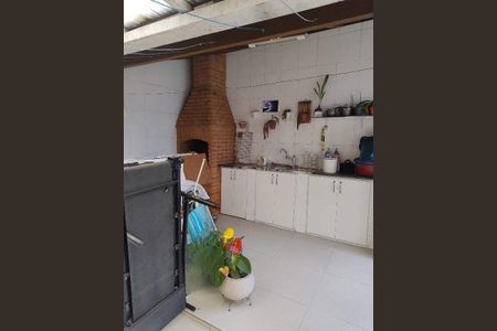 Casa à venda com 254m², 3 quartos e 2 vagas