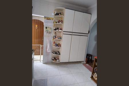 Casa à venda com 254m², 3 quartos e 2 vagas