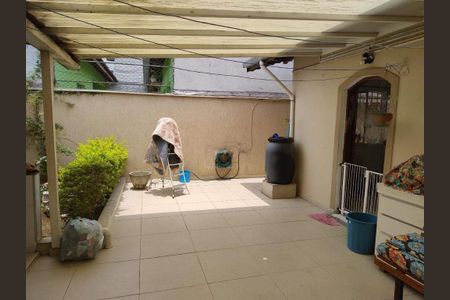 Casa à venda com 254m², 3 quartos e 2 vagas