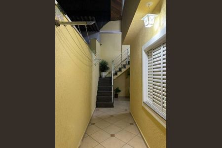 Casa à venda com 159m², 2 quartos e 2 vagas