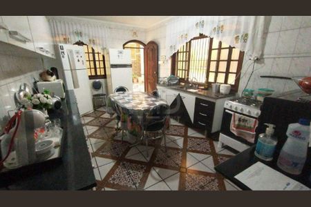 Casa à venda com 171m², 2 quartos e 2 vagas