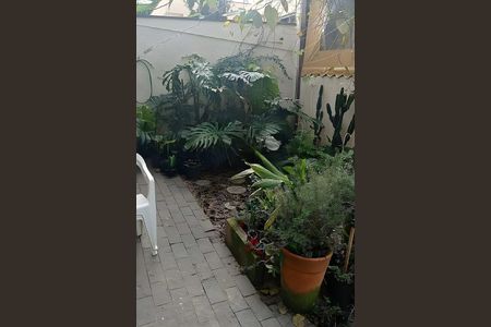 Casa à venda com 300m², 3 quartos e 2 vagas
