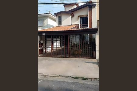 Casa à venda com 300m², 3 quartos e 2 vagas