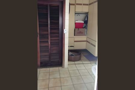 Casa à venda com 300m², 3 quartos e 2 vagas
