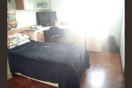 Casa à venda com 224m², 4 quartos e 8 vagas