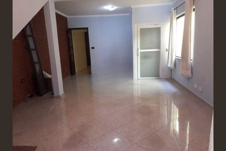Casa à venda com 220m², 3 quartos e 2 vagas