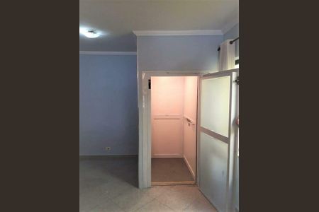 Casa à venda com 220m², 3 quartos e 2 vagas