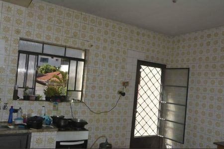 Casa à venda com 119m², 2 quartos e 2 vagas
