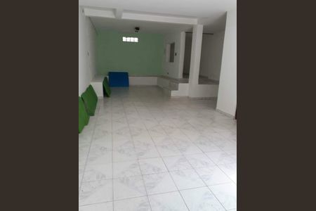 Casa à venda com 88m², 2 quartos e 2 vagas