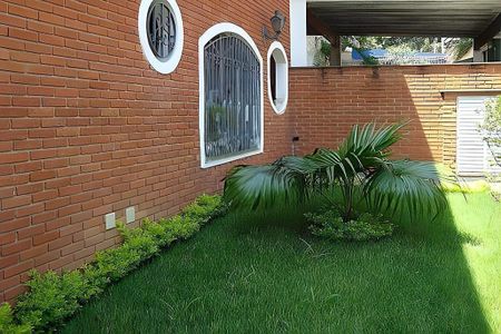 Casa à venda com 220m², 3 quartos e 2 vagas