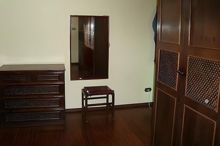 Casa à venda com 220m², 3 quartos e 2 vagas