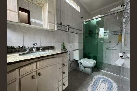 Casa à venda com 210m², 3 quartos e 2 vagas