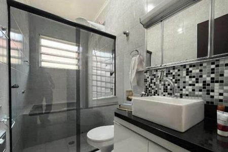 Casa à venda com 210m², 3 quartos e 2 vagas