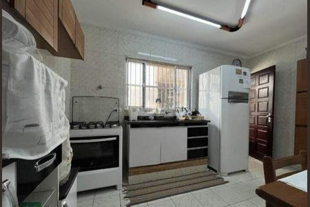 Casa à venda com 210m², 3 quartos e 2 vagas