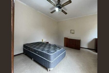 Casa à venda com 210m², 3 quartos e 2 vagas
