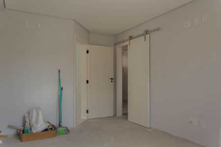Apartamento à venda com 311m², 3 quartos e 4 vagasSuíte 1