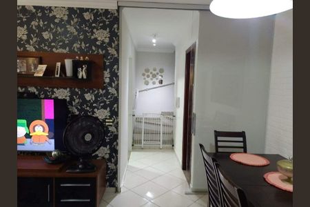 Casa à venda com 97m², 3 quartos e 2 vagas