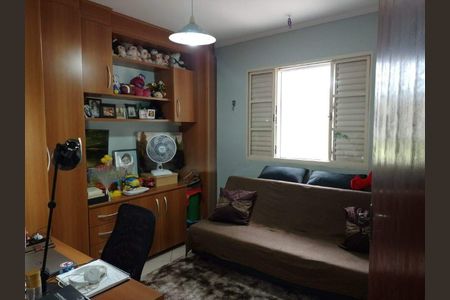 Casa à venda com 97m², 3 quartos e 2 vagas
