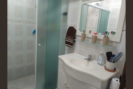 Casa à venda com 97m², 3 quartos e 2 vagas